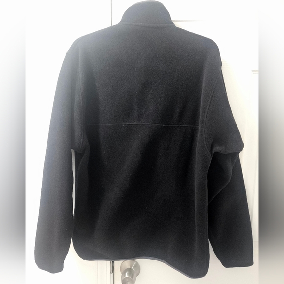 Patagonia Synchilla Black Fleece Jacket. - Picture 7 of 8